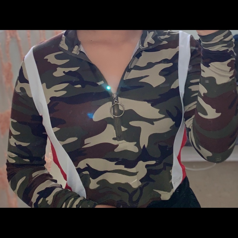 Crop top